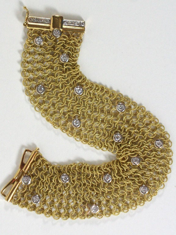 Women's Gold woven mesh bracelet with diamonds For Sale
