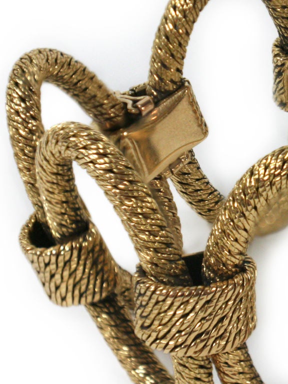 A fabulous open link retro gold bracelet
