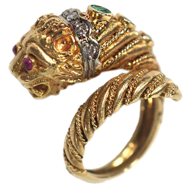 Lalounis ruby eyed and diamond collared gold lion ring For Sale