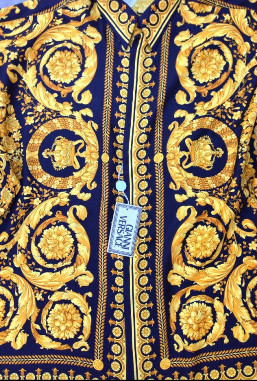 A exquisite vintage Gianni Versace 'Baroque' print silk shirt. Iconic silk twill item features a hidden button front. Item unworn with original tags intact.
