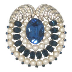 Trifari Vintage Art Deco Style Brooch