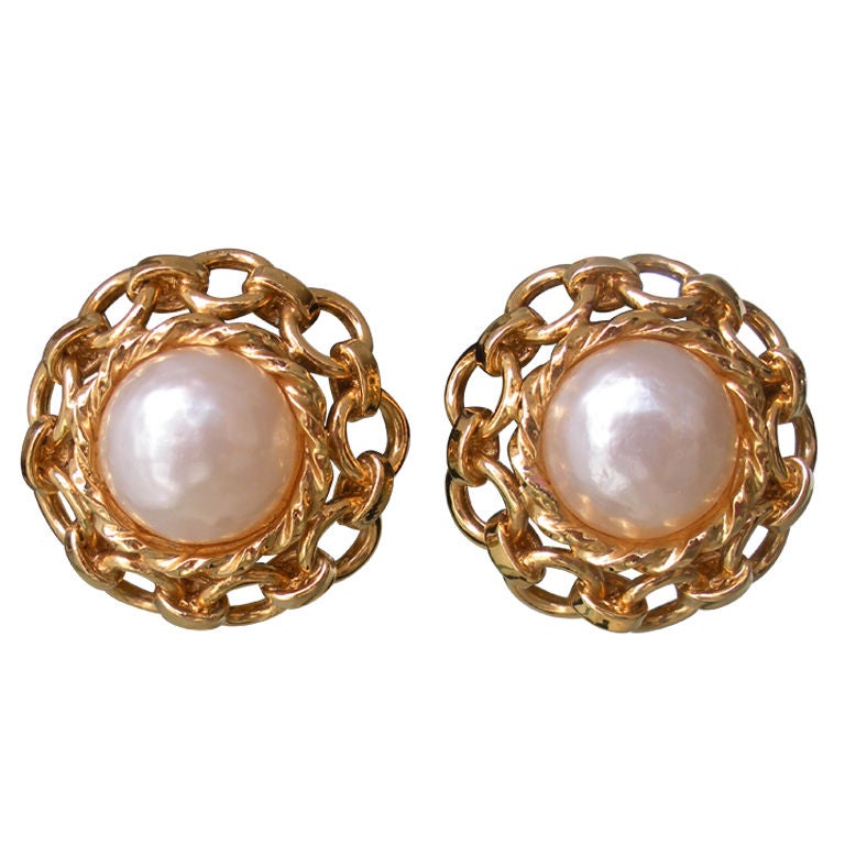 Pair of Vintage Chanel Pearl  Clip Earrings For Sale