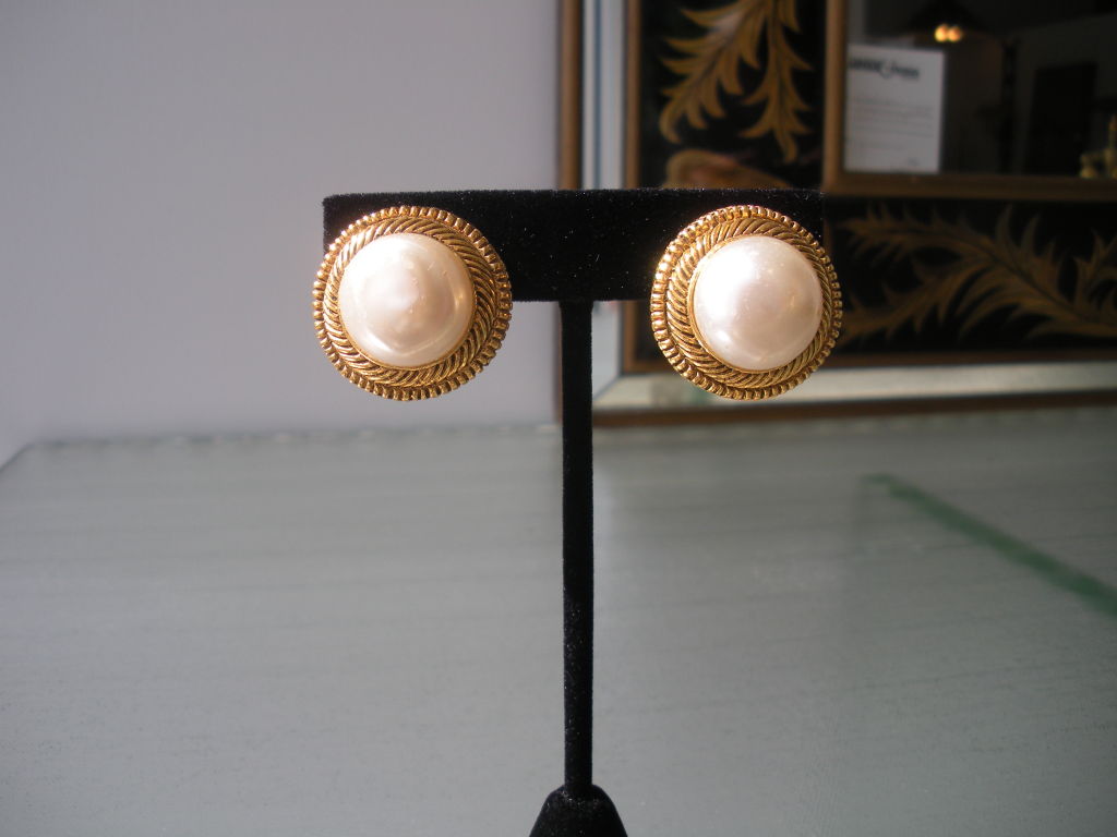 Pair of Vintage Chanel Pearl Earrings For Sale 1