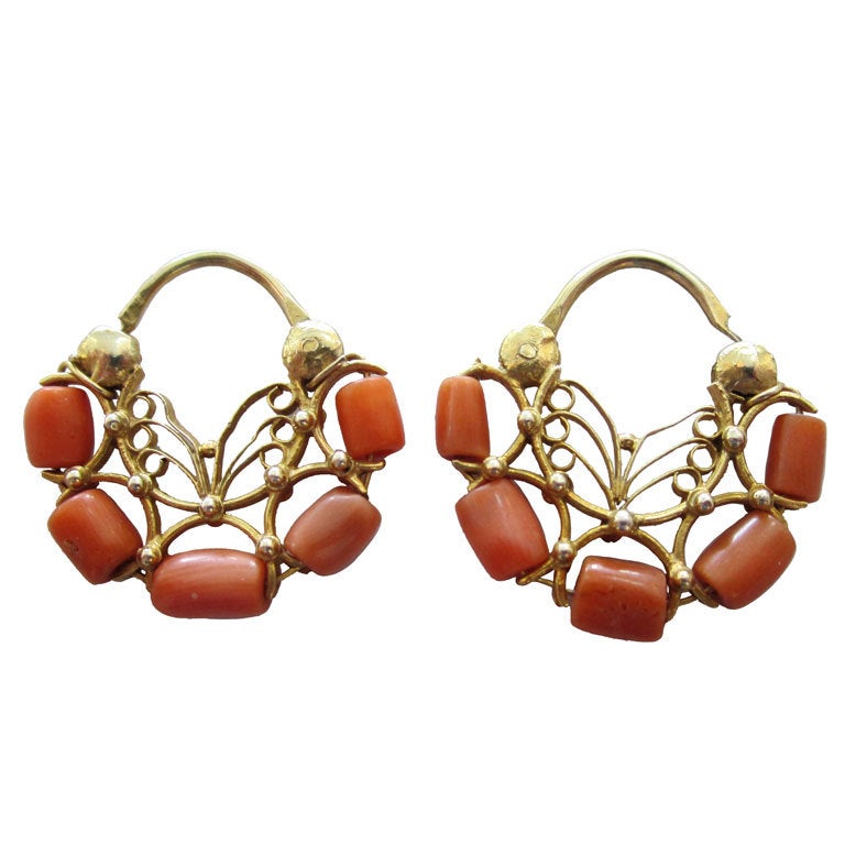 Pair of Antique Oaxacan Coral and Gold Earrings For Sale