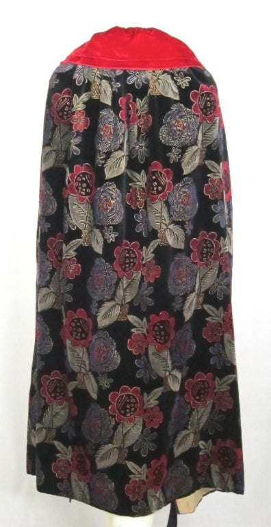 VINTAGE 1920s FLORAL SILK VELVET CAPE w BROCADE LINING