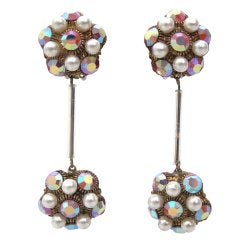 VINTAGE 1960s CRYSTAL & PEARL CLUSTER DANGLE EARRINGS