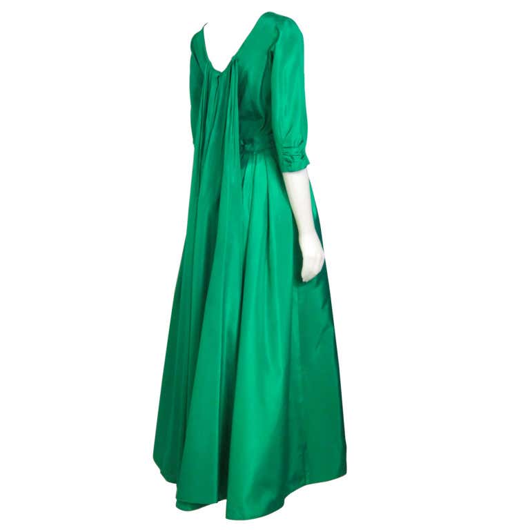 1960s Green Taffeta Watteau BACK Ball Gown- Red Carpet! For Sale at 1stDibs