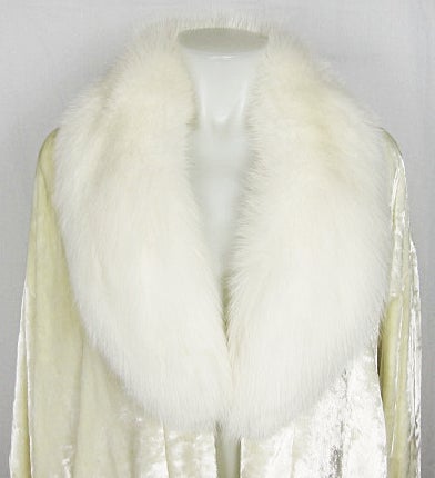 VINTAGE 1920'S SILK PANNE VELVET WHITE FOX COLLAR OPERA  COAT For Sale 1
