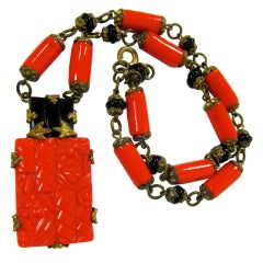 1930 ART DECO RED CARVED GLASS NECKLACE