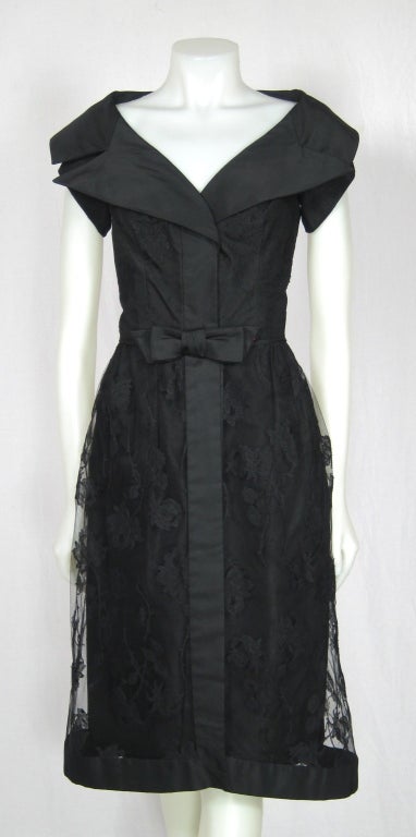 1950s BLACK SILK TAFFETA & LACE COCKTAIL PARTY DRESS