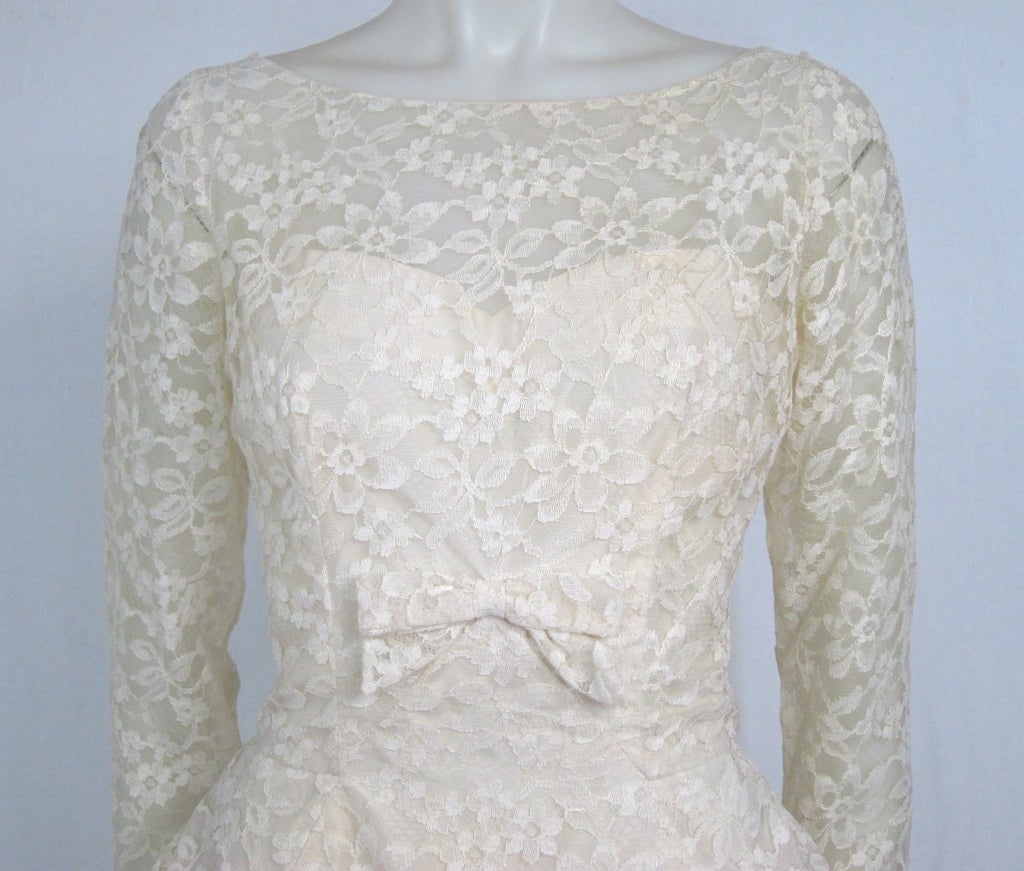 1960's Tea Length Long Sleeves Sweetheart Lace Wedding Dress For Sale 3