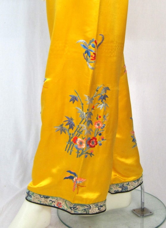 Circa 1940 Embroidered Marigold Satin Lounge Pajama Set For Sale 5