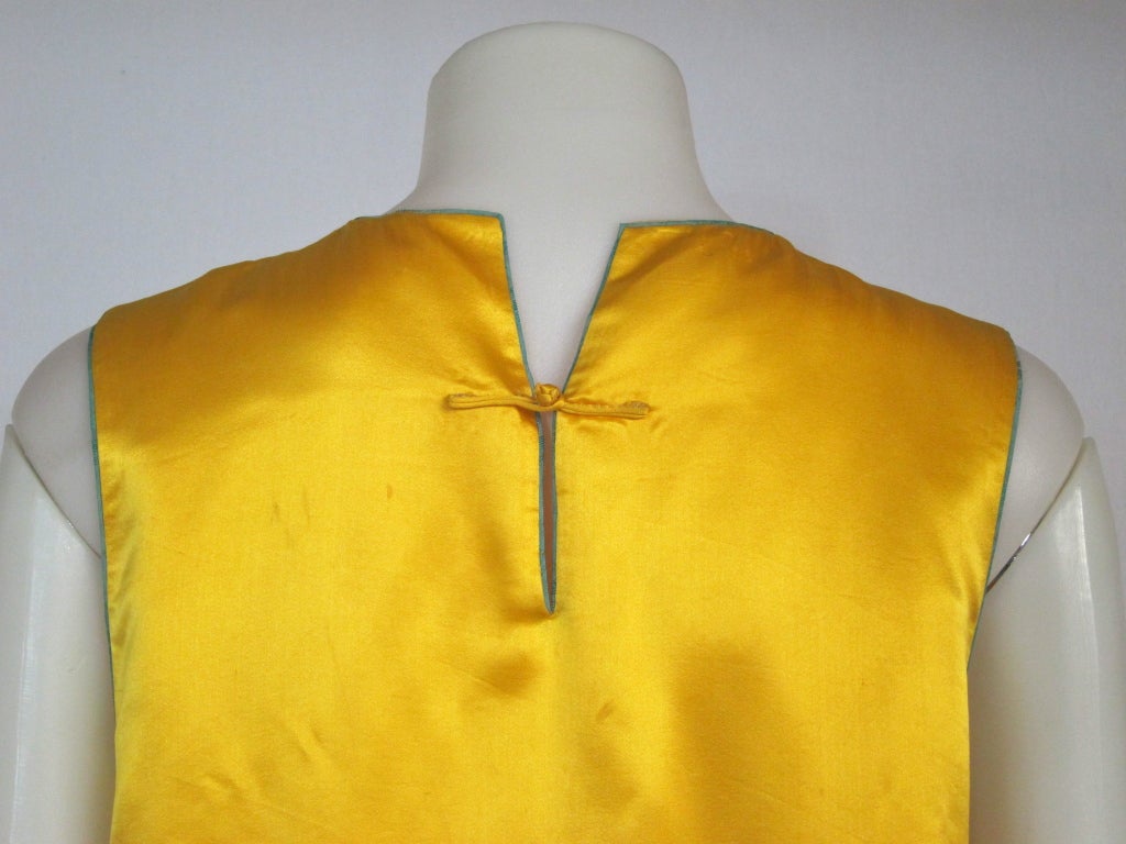 Circa 1940 Embroidered Marigold Satin Lounge Pajama Set For Sale 6