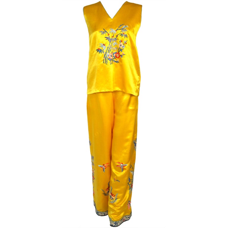 Circa 1940 Embroidered Marigold Satin Lounge Pajama Set For Sale
