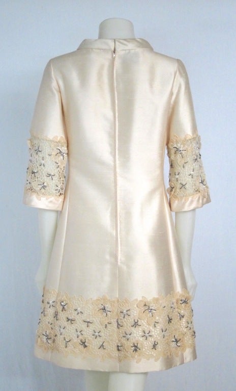 Women's Vintage 1960s Ivory Silk Shantung Shift Dress w Beaded Lace For Sale