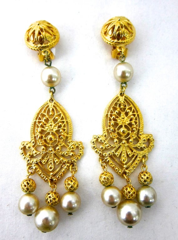 Vintage Gold Filigree Pearl Dangle Duster 4" Clip on Earrings-Run Way