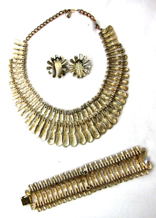 1960  Isis Wings Egyptian Style Layered Gold Tone Collar Parure Set