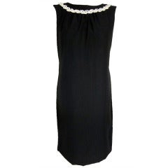 1960s CLASSIC BLACK SHIFT DRESS w PEARLY IRIDESCENT TRIM.