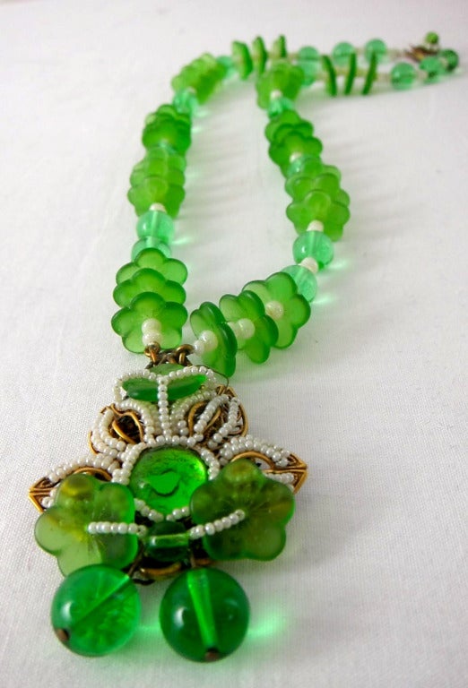 Signed Miriam Haskell Green Poured Glass & Seed Pearls Long Necklace. Unusual Rare Miriam Haskell from her early days. 

2
