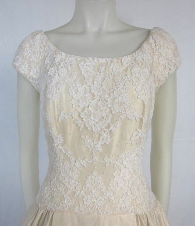 1990s Ivory Silk & Lace Full Skirt & Huge Train Wedding Dress For Sale 3