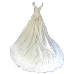 1990s Ivory Silk & Lace Full Skirt & Huge Train Wedding Dress