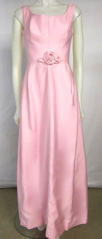 Women's 1960s  Trending Pink Linen Flattering Waist w Rose Long Dress For Sale