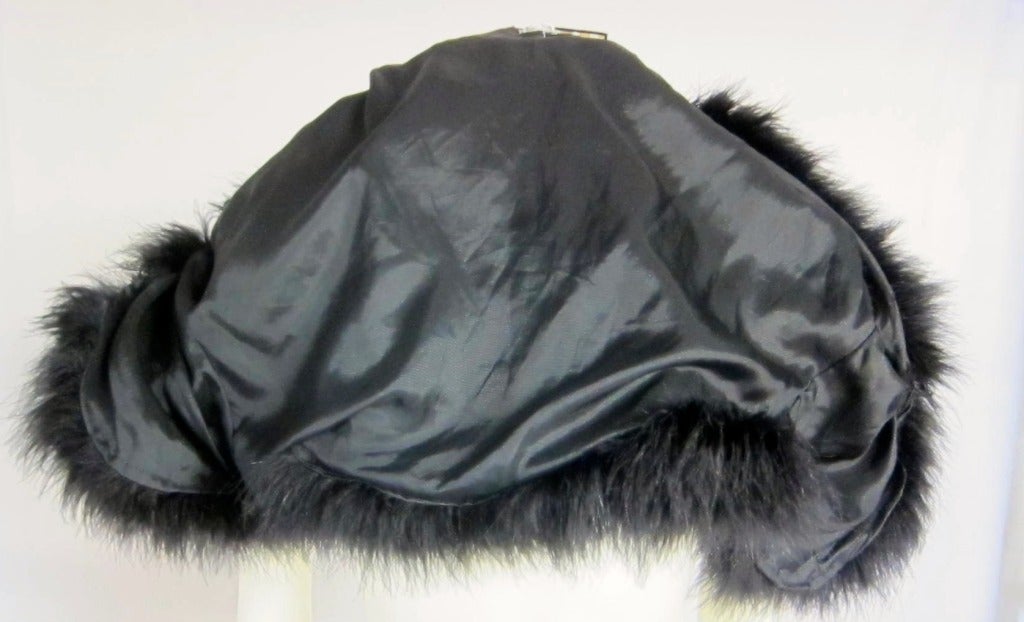 Vintage Black Fluffy Ostrich Feather Vest  Bolero-Medium In Excellent Condition For Sale In San Francisco, CA