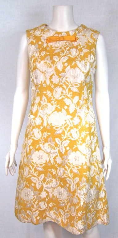 VINTAGE 1960 YELLOW/GOLD WHITE FLORAL TAPESTRY SHEATH DRESS LG For Sale ...