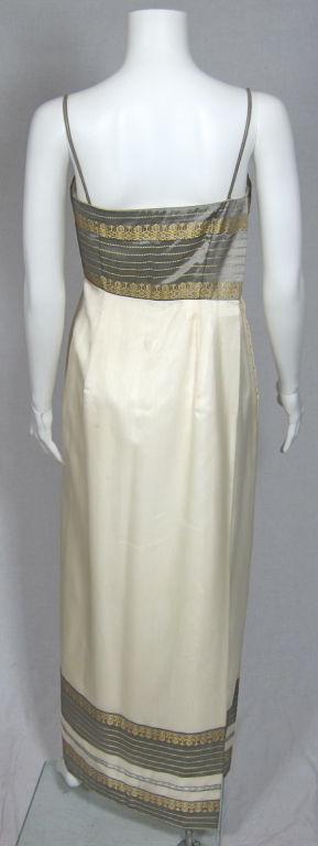 VINTAGE COLUMN GOWN w GOLD SILVER BORDER PRINT & SHAWL For Sale 1