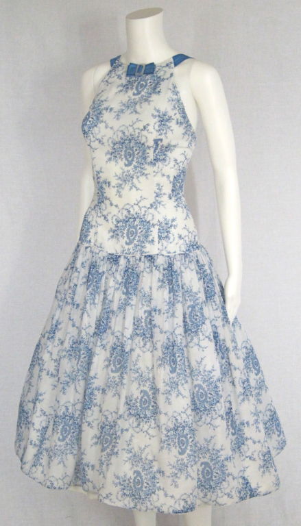 Women's VINTAGE 1950s PRINTED DROPWAIST SUMMER DRESS For Sale