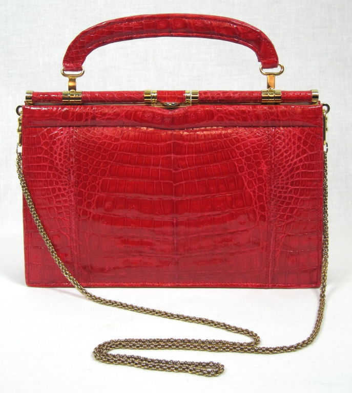 VINTAGE RED & GOLD CROCODILE HAND BAG For Sale 3