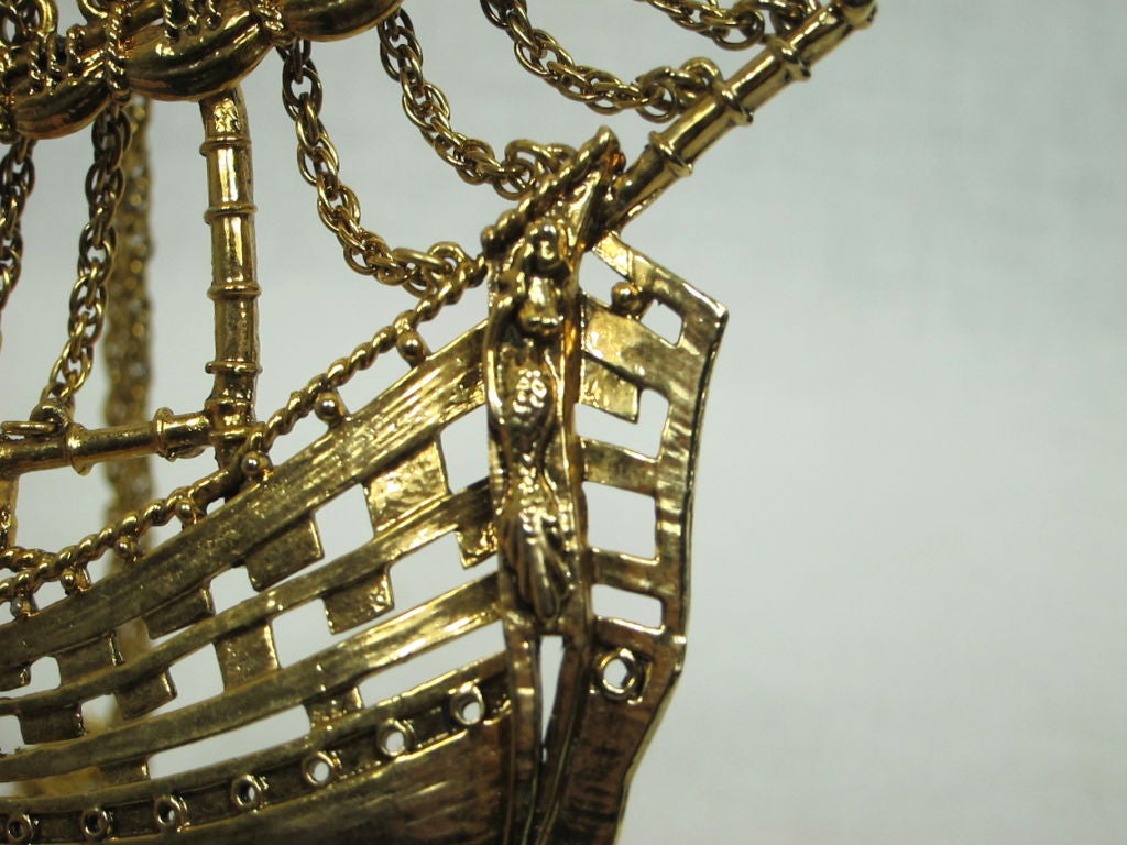 Vintage 1950s Gold-tone Pirate Ship Statement Necklace For Sale 2