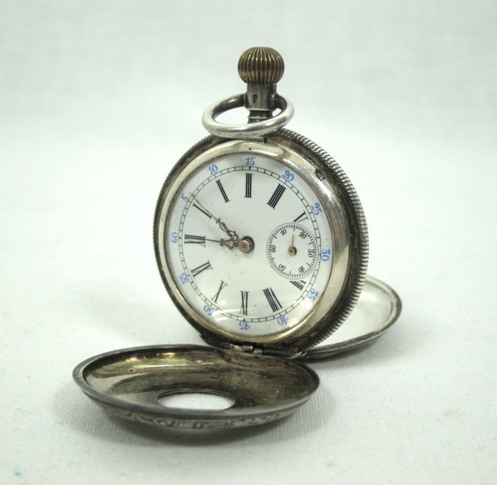 ANTIQUE LADY'S POCKET WATCH & FOB 