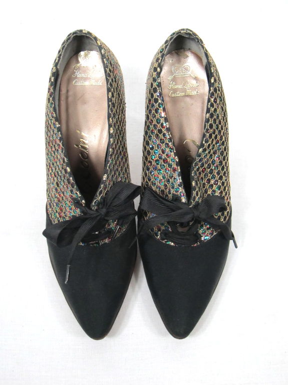 Women's VINTAGE 1950s COCCINI BLACK & GOLD GLITTER LACE-UP HEELS For Sale