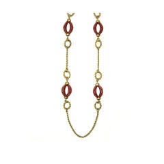 VINTAGE MIRIAM HASKELL GOLD & RED LUCITE CHAIN NECKLACE