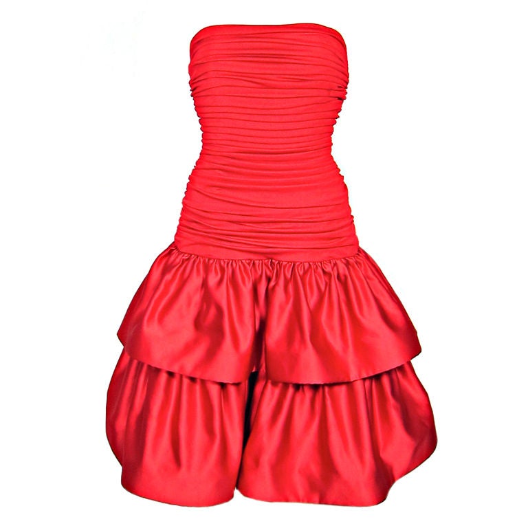 VINTAGE VALENTINES RED STRAPLESS RUCHED JERSEY & SATIN DRESS For Sale