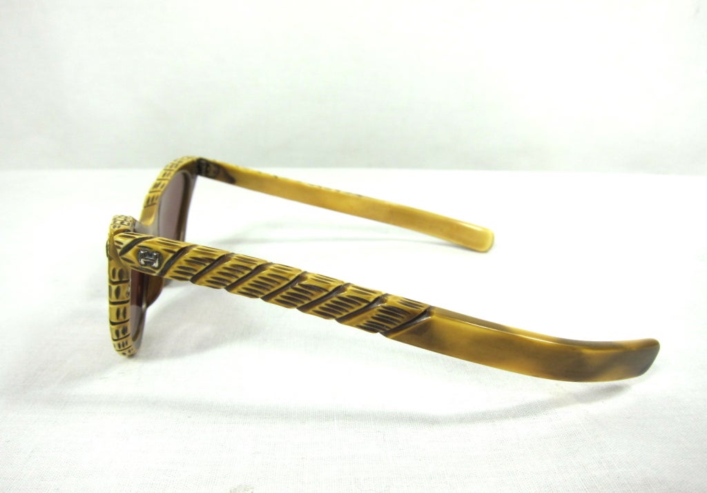 VINTAGE BAMBOO STYLED 1940  CAT EYE SUNGLASSES For Sale 1