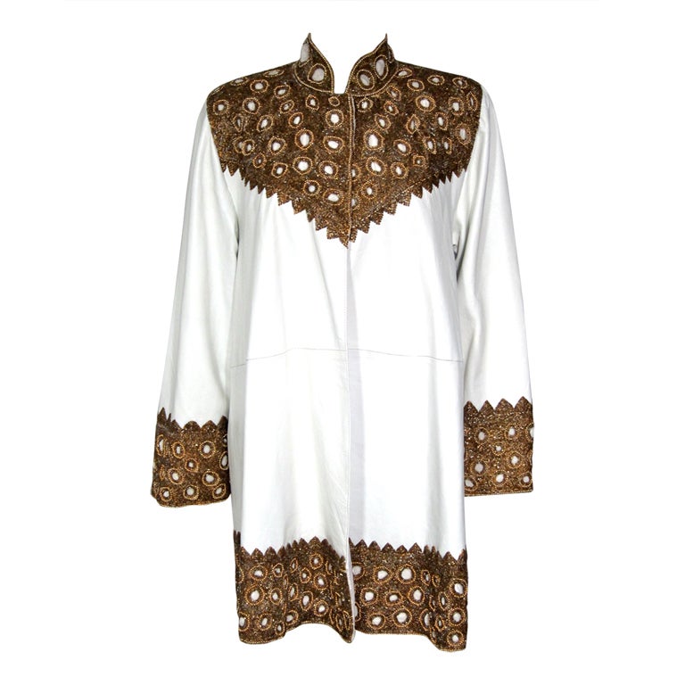 VINTAGE WHITE LEATHER HEAVILY GOLD BEADED SWING COAT For Sale