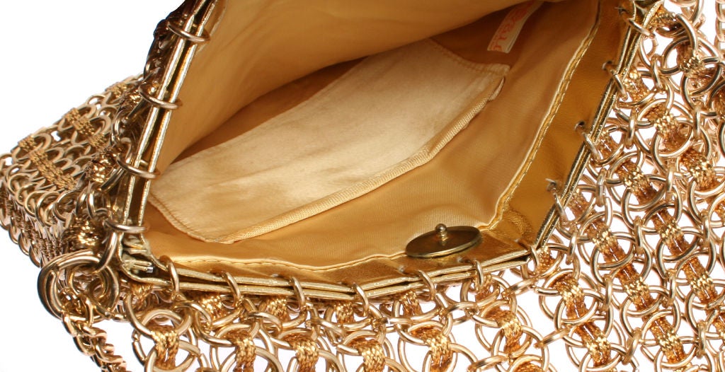 Walborg Gold Metal Shoulder Bag in the Paco Rabanne style In Excellent Condition In Chicago, IL