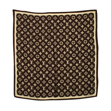 Putte sekvens partikel Vintage LOUIS VUITTON Silk Logo Scarf at 1stDibs | vintage louis vuitton  scarf, vintage louis vuitton silk scarf, vintage lv scarf