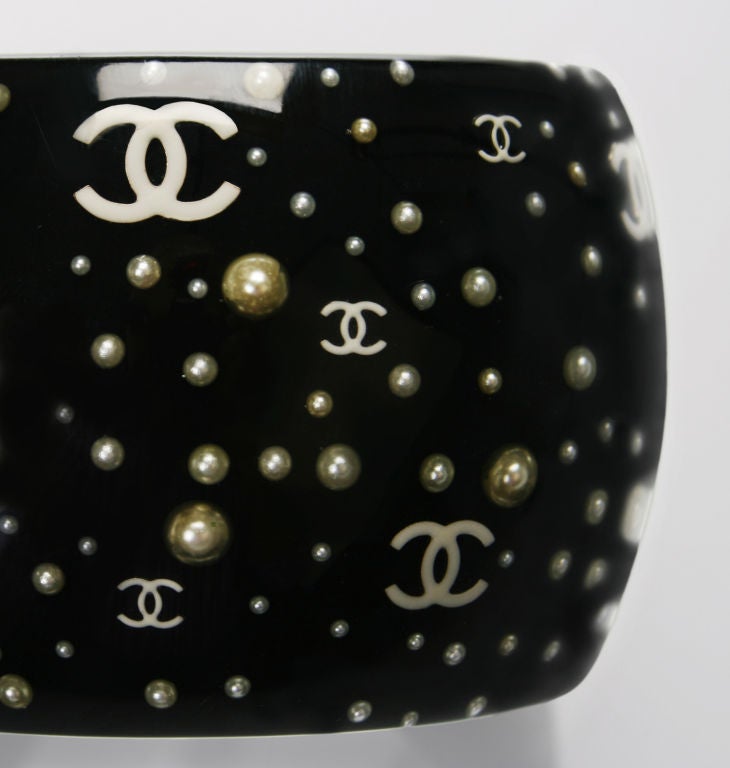 CHANEL Prototype Black Resin Cuff For Sale 1