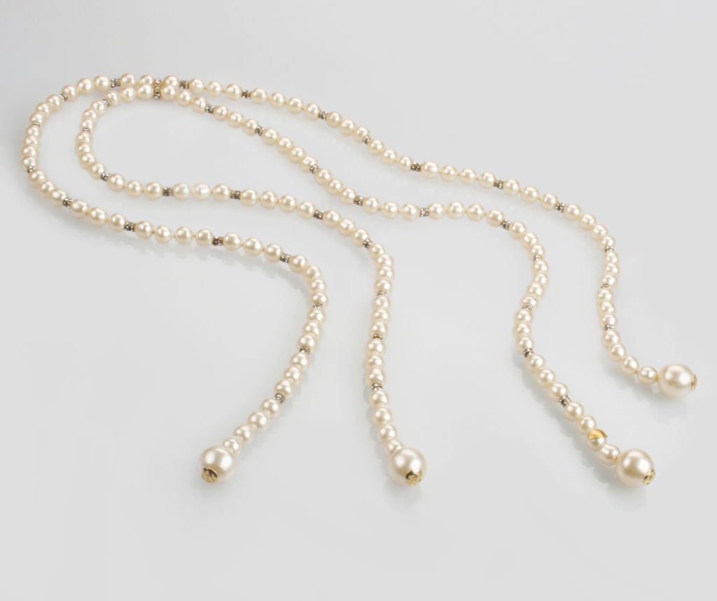 CHANEL Double Strand Pearl & Rhinestone Lariat  Necklace In Excellent Condition In Chicago, IL