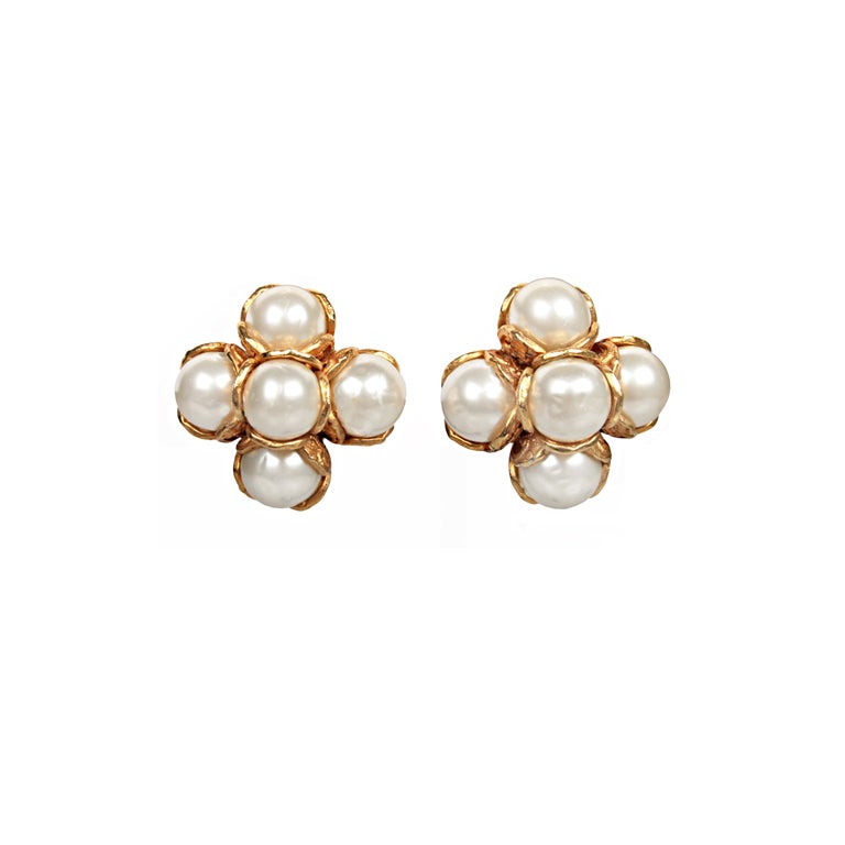 Elegant CHANEL Pearl Cluster Earrings For Sale