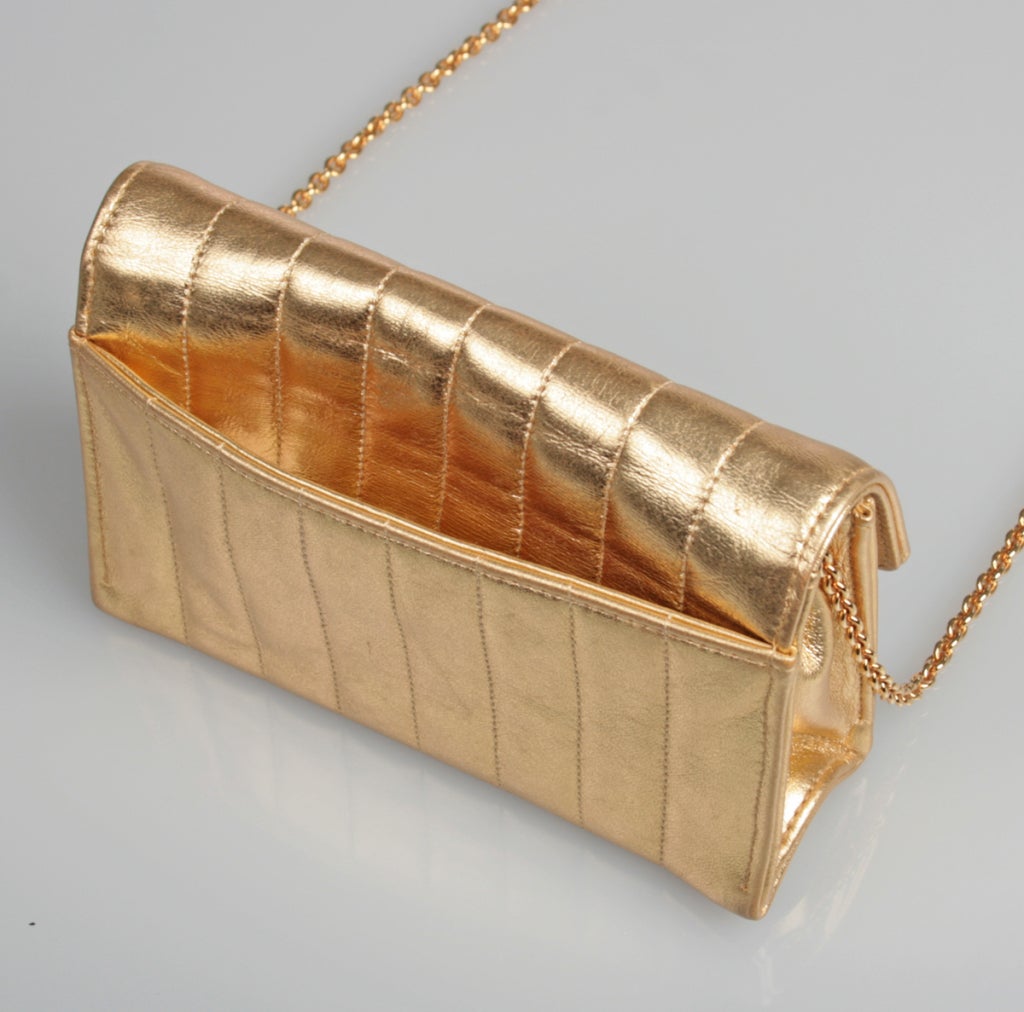 CHANEL Quilted Gold Clutch Agneau Metallise For Sale 1