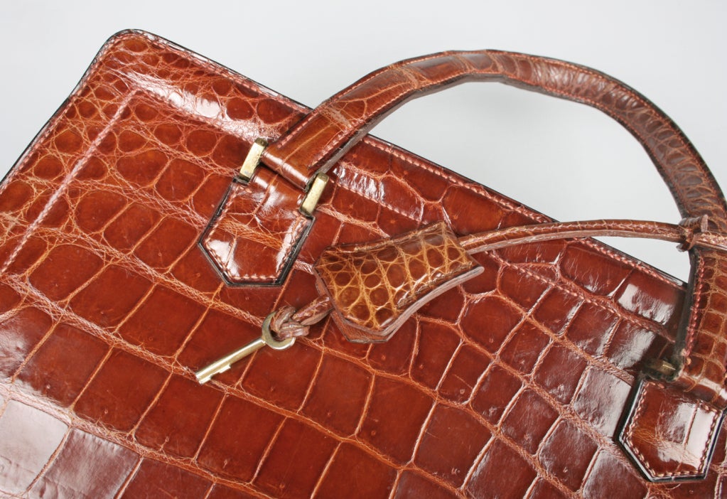 Hermès Vintage Caiman Crocodile Sologne 23 - Shoulder Bags, Handbags