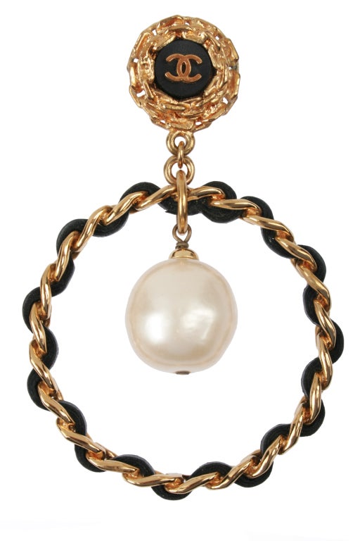 CHANEL Large  Hoop Earrings with Pearls and Leather