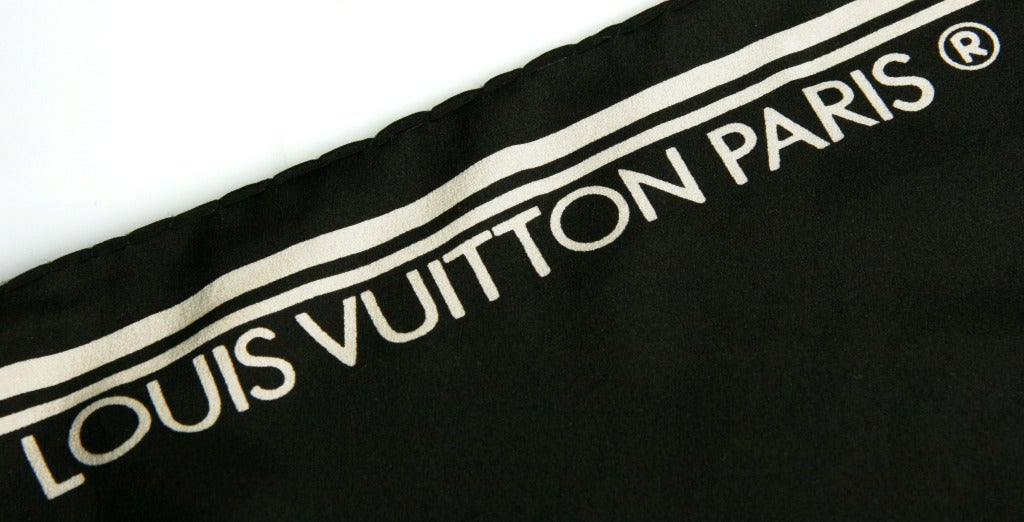 Graphic Gae Aulenti for  Louis Vutton Scarf 