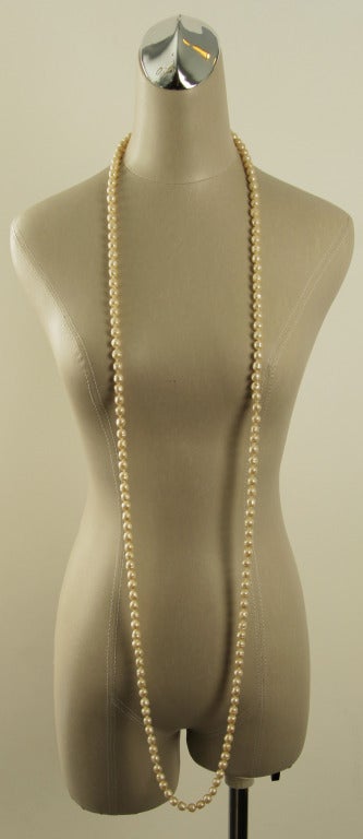 CHANEL Extra Long Pearl Necklace In Excellent Condition In Chicago, IL