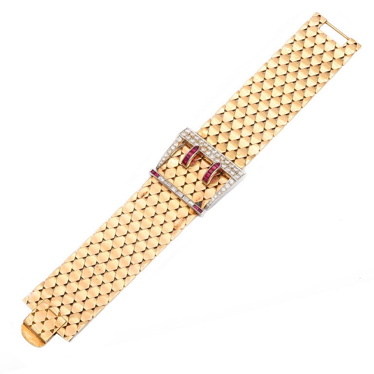 1940s Gold Clasp Bracelet For Sale
