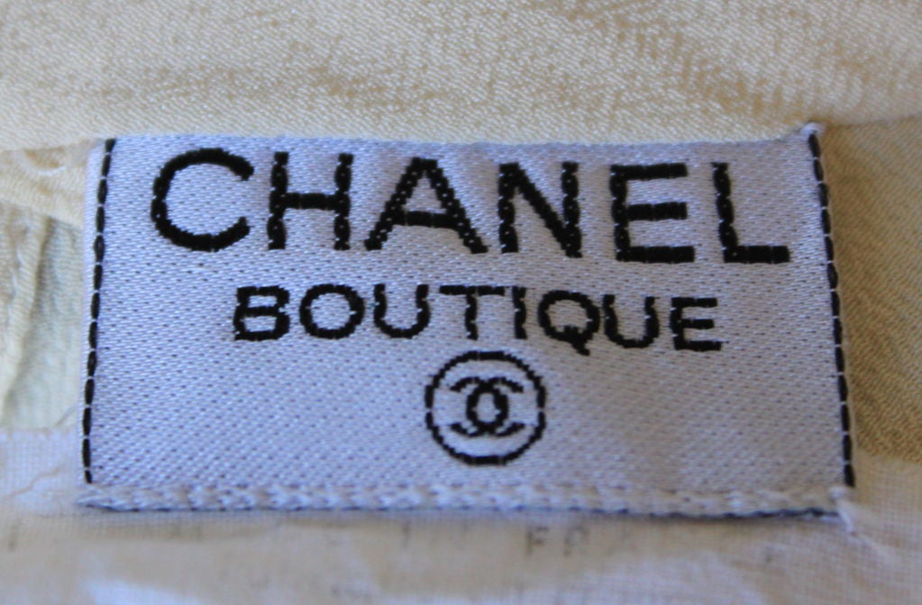 chanel bow top